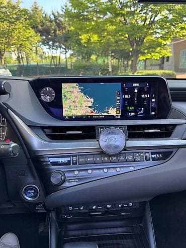 lexus: Lexus ES: 2019 г., 2.5 л, Гибрид — 3