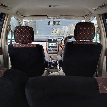 российский номера: Toyota Ipsum: 2003 г., 2.4 л, Автомат, Газ, Минивэн — 9