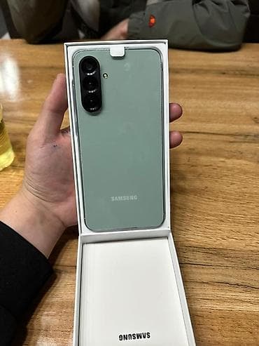 galaxy 6: Samsung Galaxy A56 5G, Новый, 1 ТБ, цвет - Зеленый, 2 SIM — 3