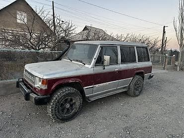 sprinter 4 4: Mitsubishi Pajero: 1989 г., 3 л, Бензин — 2
