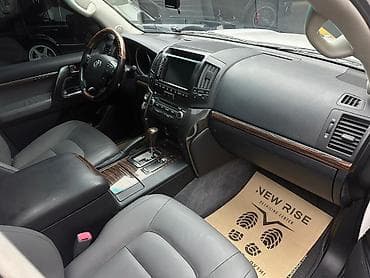 дайхатсу мира: Toyota Land Cruiser: 2008 г., 5.7 л, Автомат, Бензин, Внедорожник — 3