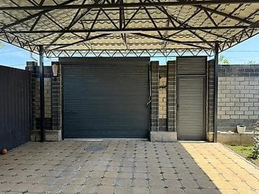 Үйлөр: Продается двухэтажный частный дом Район-Пишпек Площадь- 185 Площадь — 3