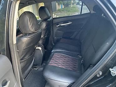 машина гольв: Toyota Auris: 2007 г., 1.4 л, Механика, Дизель, Хэтчбэк — 10