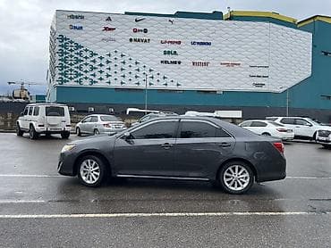 Продажа авто: Toyota Camry: 2012 г., 2.5 л, Вариатор, Гибрид, Седан — 4