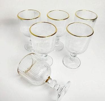 продаю фарфоровый сервиз: Набор посуды для чаепития и сервировки стола. Варианты чайных — 5