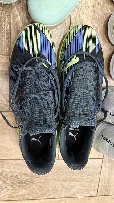Футзалки б/у, набор из 5 пар. Состав комплекта: - Nike (мятные) — — 7