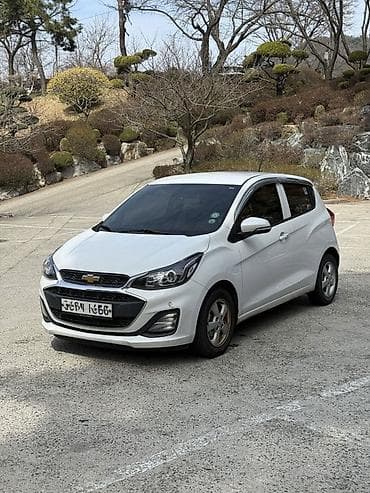 spark 2017: Chevrolet Spark: 2019 г., 1 л, Автомат, Бензин, Хэтчбэк — 2