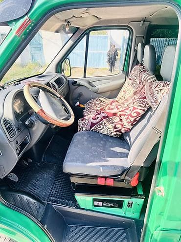 кабинка: Грузовик, Mercedes-Benz, Дубль, 4 т, Б/у — 3