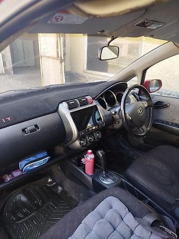fit sport: Honda Fit: 2002 г., 1.3 л, Вариатор, Бензин, Хэтчбэк — 3