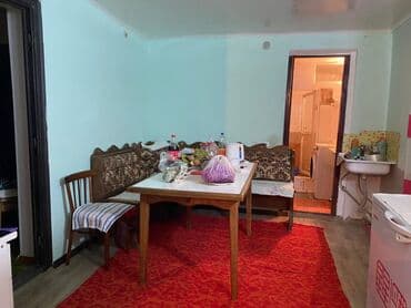 дом 3 ком: Үй, 70 кв. м, 3 бөлмө, Эски ремонт — 5