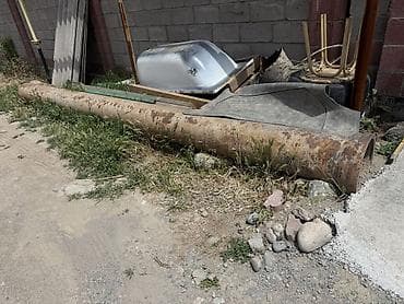понтон: Металлические трубы большого диаметра Описание: - Две массивные — 2