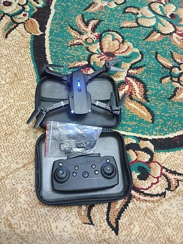 локальная сеть: Складной квадрокоптер Drone Pro с пультом и кейсом - Компактный — 3