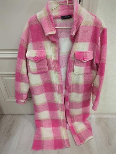 пальто зара: 4 Пальто на девушку XS и S демисезонные. красное - S-M. 7)Розовое на — 7