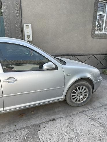 прожектор на крышу: Volkswagen Golf: 2003 г., 1.6 л, Автомат, Бензин, Хэтчбэк — 2