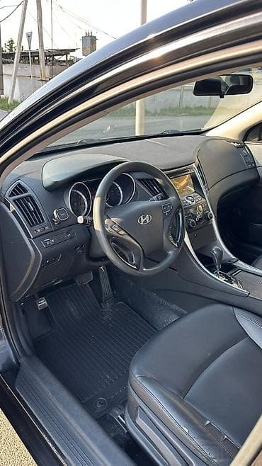 full construction: Hyundai Sonata: 2010 г., 2 л, Автомат, Газ, Седан — 10