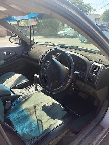 Nissan Cefiro: 2000 г., 2 л, Седан — 8
