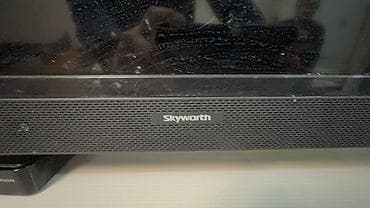 Аксессуары для ТВ: Телевизор Skyworth с встроенной акустической панелью РАБОчий Диагональ — 2