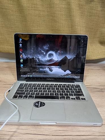 6: Apple MacBook Pro 13" Особенности и комплектация: - Экран 13" — 2
