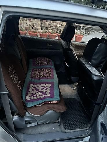 1kr fe: Toyota Picnic: 1998 г., 2 л, Автомат, Газ, Минивэн — 8