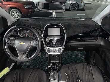 Транспорт: Chevrolet Spark: 2016 г., 1 л, Вариатор, Бензин, Хэтчбэк — 6