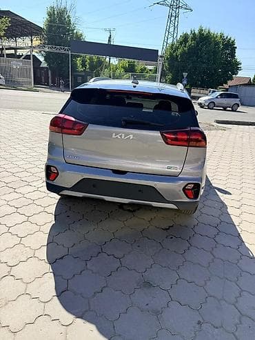 Продажа авто: Kia Niro: 2021 г., 1.6 л, Автомат, Гибрид, Кроссовер — 4