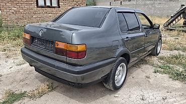 Volkswagen Jetta: 1993 г., 1.8 л, Механика, Бензин, Седан — 7