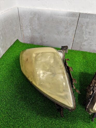 на фары: Комплект передних фар Toyota 2004 г., Б/у, Оригинал, Япония — 2