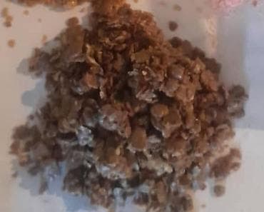 спартивный одежда: Сырье сатылат. Саамынга даяр сырье. 6 туру бар. Самын ондурушуно — 2