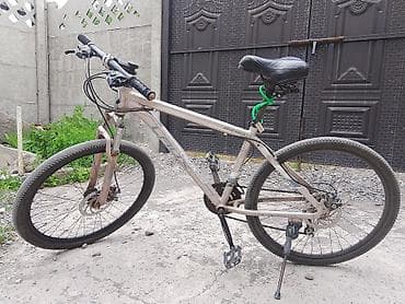 kugoo v6: Горный велосипед, Laux, Рама M (156 - 178 см), Алюминий, Б/у — 1