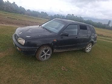 subary forester: Volkswagen Golf: 1993 г., 1.5 л, Механика, Бензин, Хэтчбэк — 4