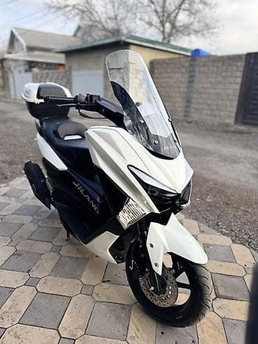 колесо мотороллер: Скутер JILANG T-MAX, городской максискутер в бело‑чёрном цвете — 2