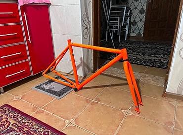 фикс modric: Рама и вилка для велосипеда - Материал: сталь (классическая трубчатая — 1