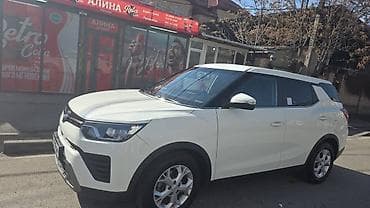 Транспорт: Ssangyong Tivoli: 2021 г., 1.5 л, Бензин, Кроссовер — 3
