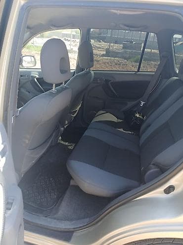 Toyota RAV4: 2002 г., 2 л, Автомат, Бензин — 6