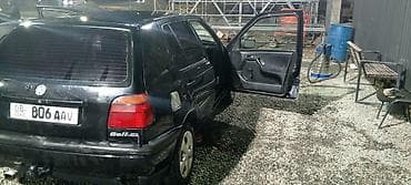 толка алмашам: Volkswagen Golf: 1993 г., Механика, Хэтчбэк — 5