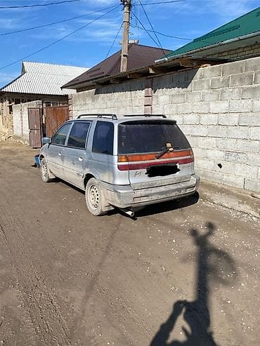 автомобиль машина: Mitsubishi Santamo: 1999 г., 2 л, Автомат, Бензин, Универсал — 3