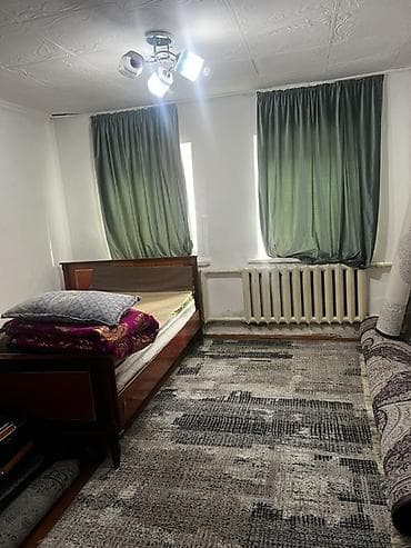 гараж без места: Дом в центре Новопокровка участком 8 соток фактически 12 По первой — 8