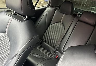 jac j7: Toyota Camry: 2018 г., 2.5 л, Типтроник, Бензин, Седан — 5