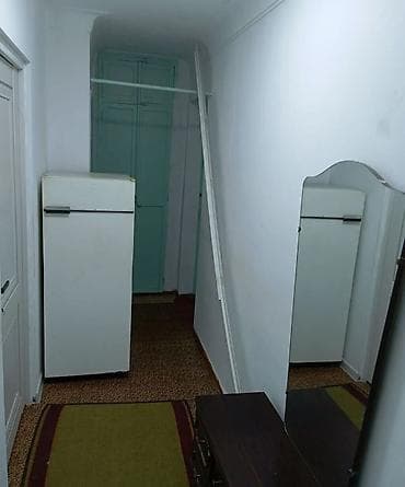 osh flat: Пишпек 2комн. квартира 2 этаж из 4 частично мебелью Благоустроенная — 1
