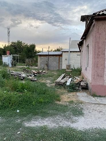 3: 🏡 Срочно продаётся 3-комнатный дом 📍 Адрес: Новопавловка 🏠 Дом: 1 — 4