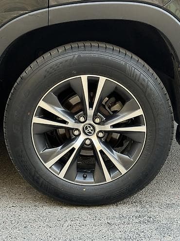 2017: Toyota Highlander: 2017 г., Автомат, Кроссовер — 4