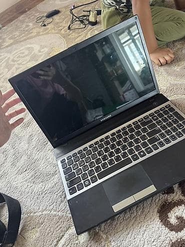 macbook 13 pro: СЛОМАН ЭКРАН! ПРОДАЮ В СЛОМАННОМ СОСТОЧНИИ!Ноутбук Samsung, диагональ — 1