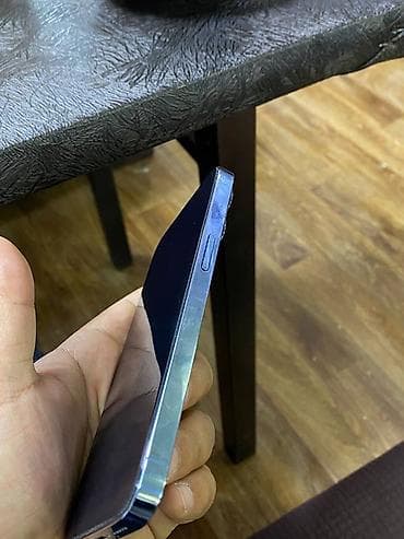 apple 12pro: IPhone 13 Pro, Б/у, Голубой, Защитное стекло — 5