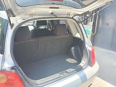Продажа авто: Toyota Ist: 2002 г., 1.5 л, Автомат, Бензин, Хэтчбэк — 3