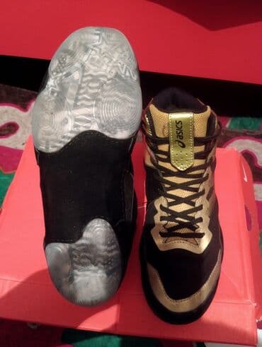 футбольные бутсы predator: Борцовки Асикс( Жордан Барроуз) Бу Качество: Люкс Цвет: Золотой — 3