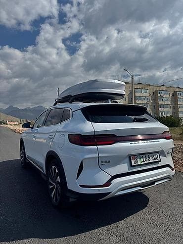 tesla model: BYD Song Plus: 2023 г., Вариатор, Электромобиль, Кроссовер — 4