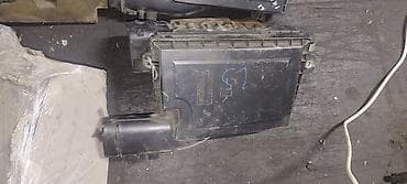 ls: Lexus LS 460 600h, корпуса воздушных фильтров — 3