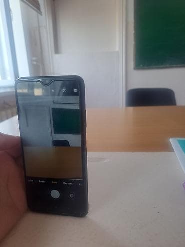 ipod 3 touch: Poco Б/у, 128 ГБ, цвет - Черный, 2 SIM — 2