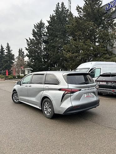 transporter multivan: Toyota Sienna: 2021 г., Автомат, Гибрид, Минивэн — 6