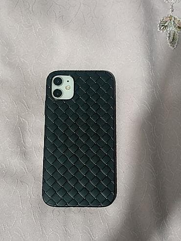 assassins creed: IPhone 11, Б/у, 64 ГБ, Белый, Зарядное устройство, Кабель, Защитное стекло, 72 % — 1